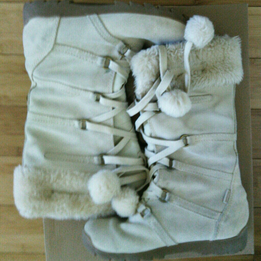 Snow Boots
